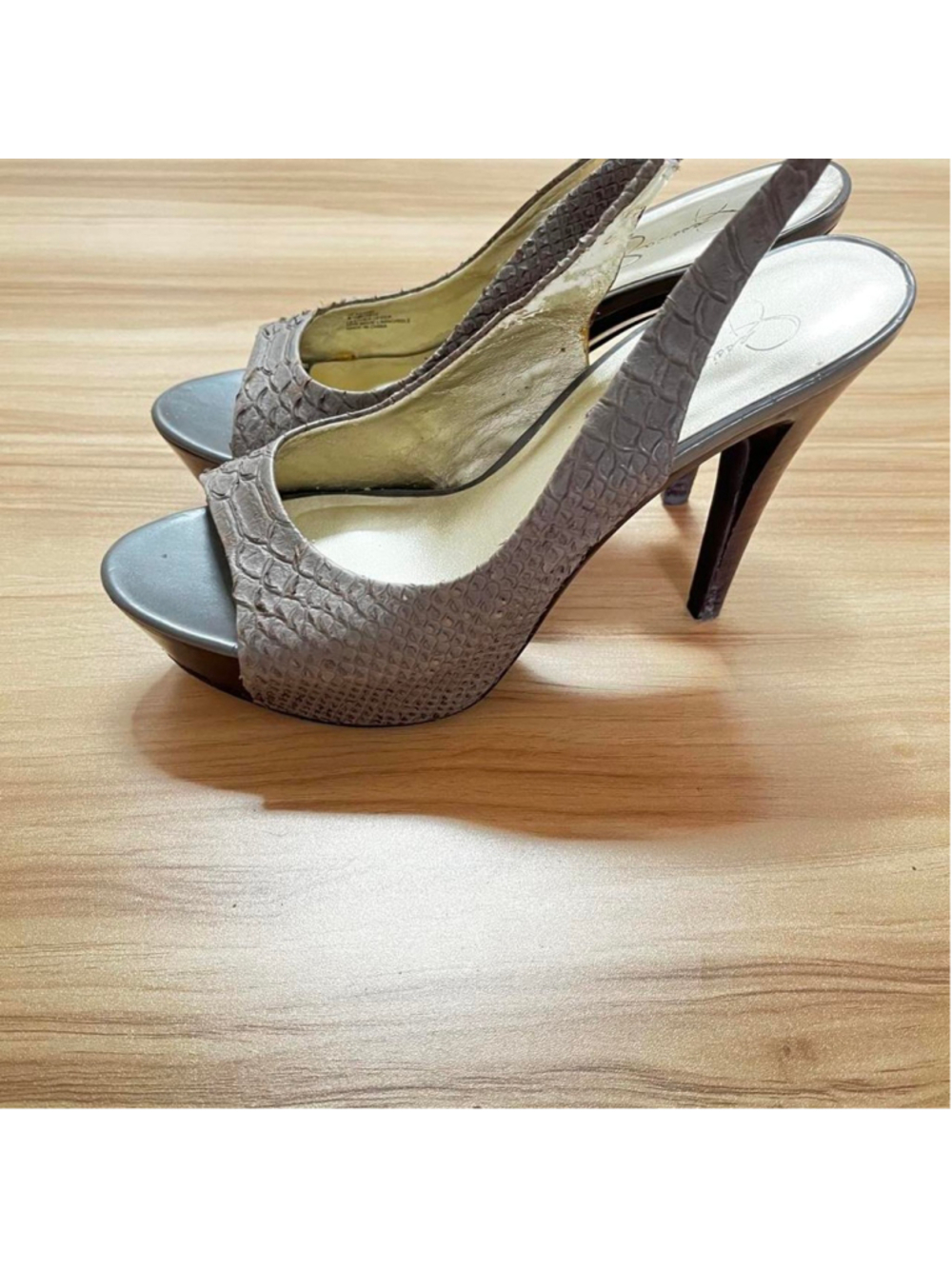 Jessica Simpson gray croc-embossed peep-toe slingback heels with a platform fron